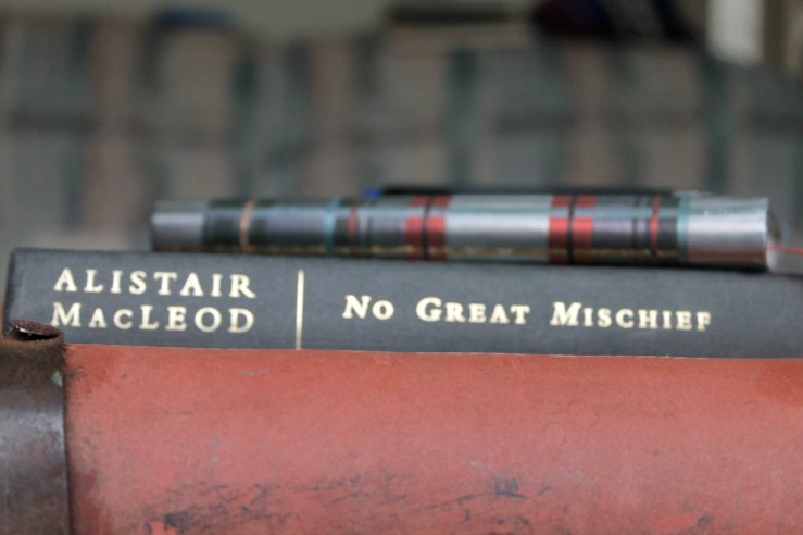 No Great Mischief - Alistair MacLeod (W.W.Norton & Co, 2000)